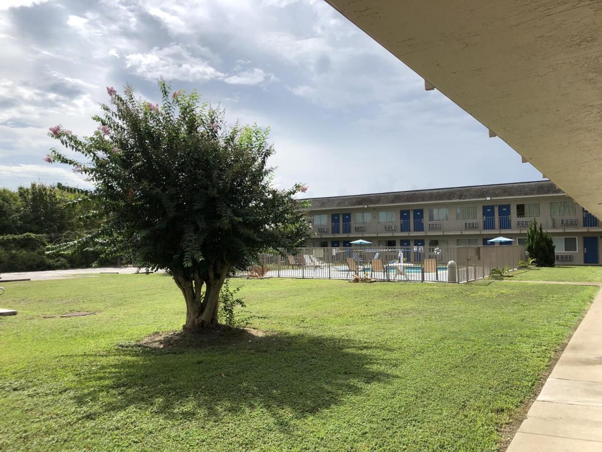 Motel 6-Clute, TX Exterior foto